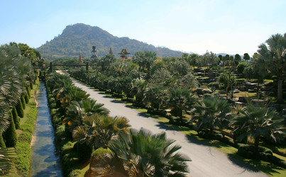 Similar image 101302