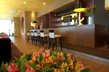 Similar image 104992