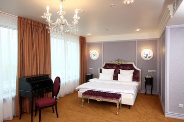 Similar image 105780