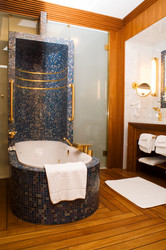 Similar image 108010