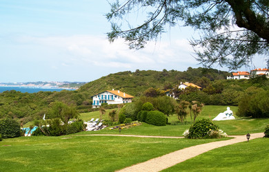 Similar image 109952