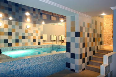 Similar image 111101