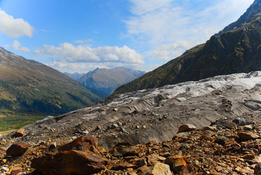 Similar image 121048