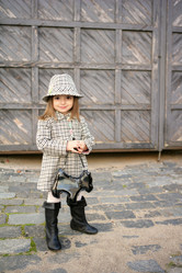 Similar image 125702