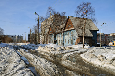 Similar image 143877