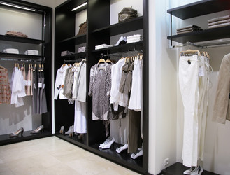 Similar image 145074