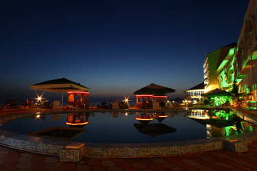 Similar image 185709