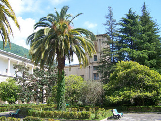 Similar image 211451