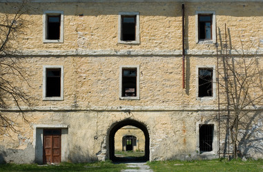 Similar image 220326