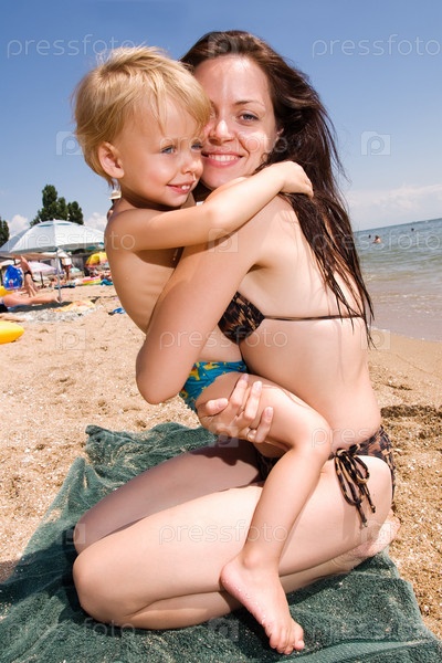 Mom Son Nudist