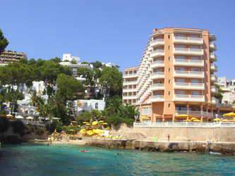 Similar image 278085