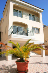 Similar image 290354