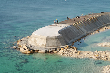 Similar image 397456