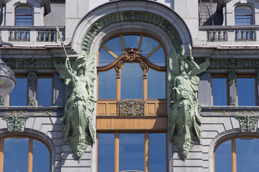 Similar image 412296