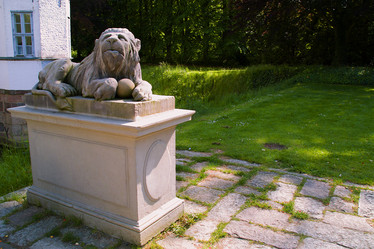 Similar image 438177