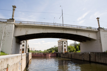 Similar image 452584