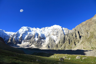 Similar image 496434