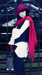 Similar image 519476