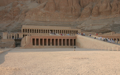 Similar image 542543