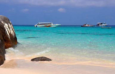 Similar image 557986