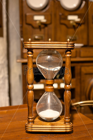 10 классических наручных часов в деревянном корпусе с АлиЭкспресс