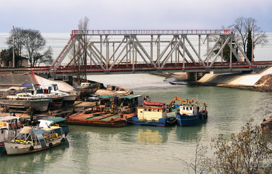 Similar image 584064