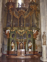 Similar image 586480