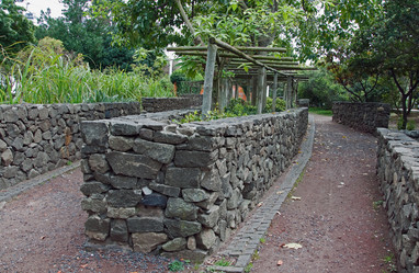 Similar image 607196