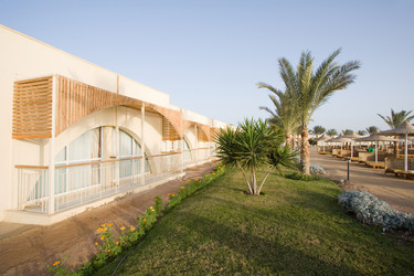 Similar image 618015