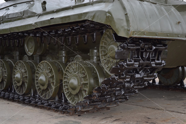 Трак от танка Т-34 в заводском сохране. гаражное хранение с конца 80-х.