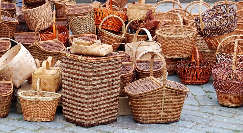 Их в корзину в нужном. Корзинка на прозрачном фоне. Корзина плетеная без фона. Корзины из лозы. Значок корзины.