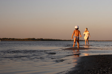 Similar image 668223