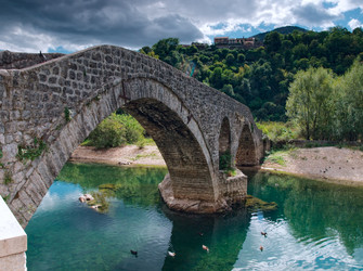 Similar image 677836