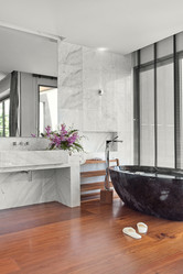 Similar image 683838