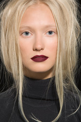 Similar image 689919