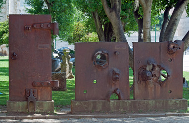 Similar image 718946