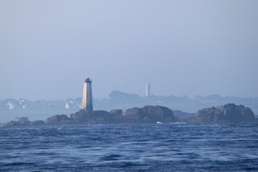 Similar image 736079