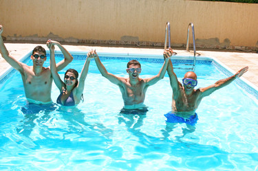 Similar image 810444