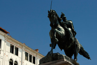 Similar image 840305