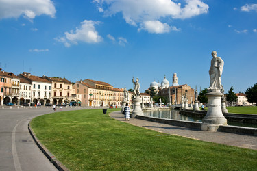 Similar image 840530