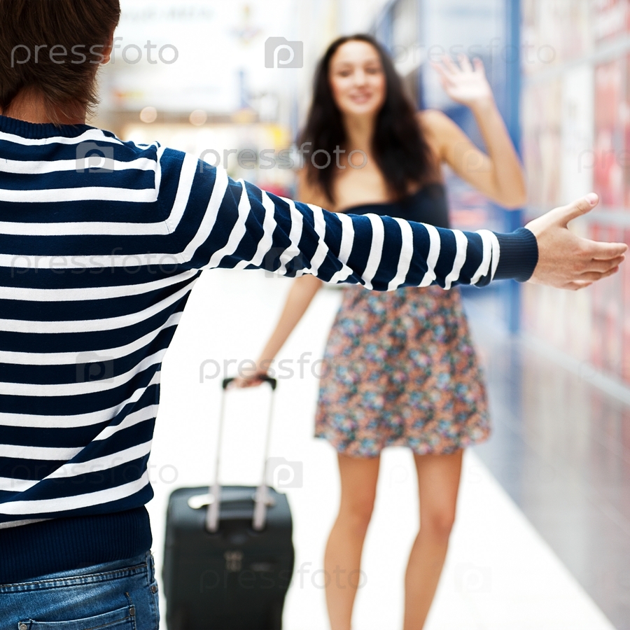 Стоковые видео по запросу Hug airport