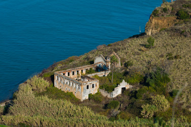 Similar image 913952