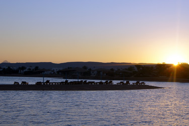 Similar image 1000013