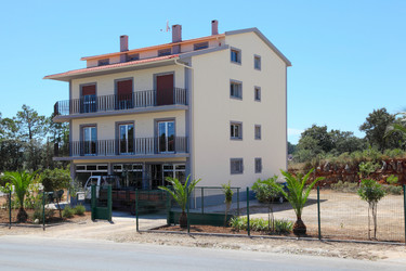 Similar image 1001799