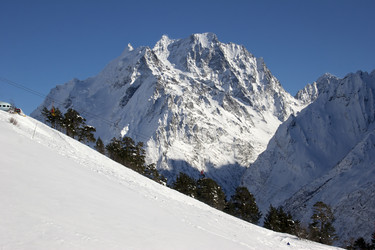 Similar image 987395