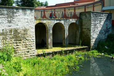 Similar image 988437