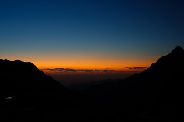 Similar image 989876