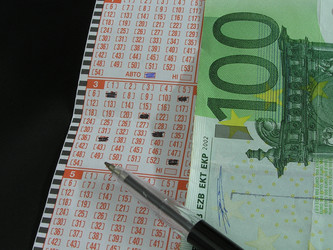 Similar image 990358