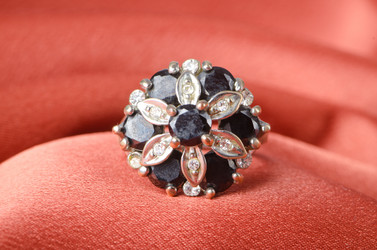 Similar image 991067