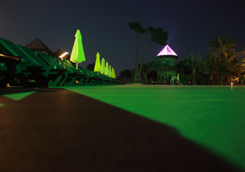 Similar image 1010841